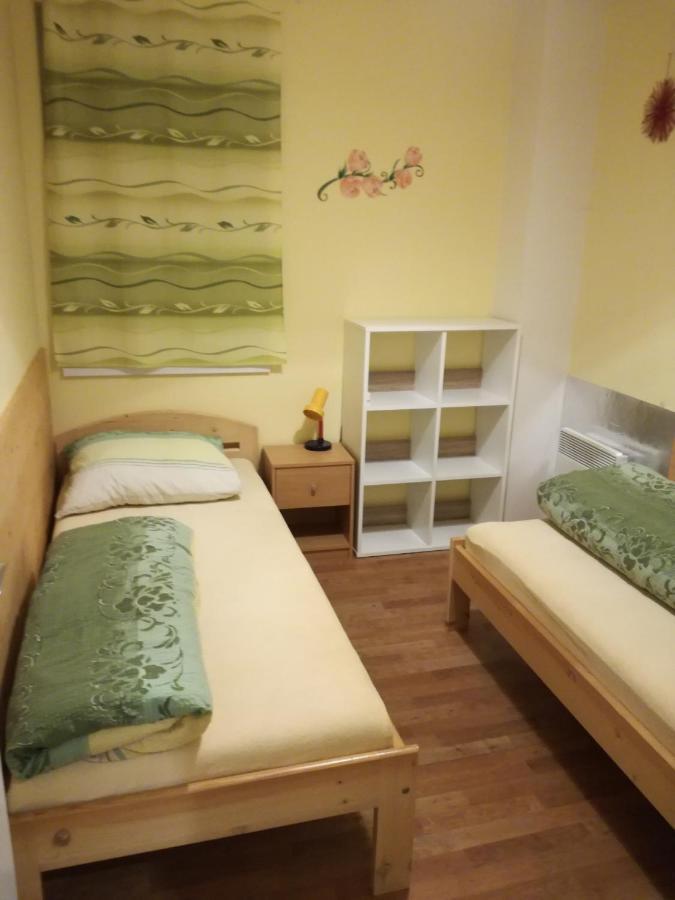 קרלוב Apartman Orbit מראה חיצוני תמונה